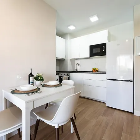 Апартаменты Malagasuite Mediterranean Coast Бенальмадена